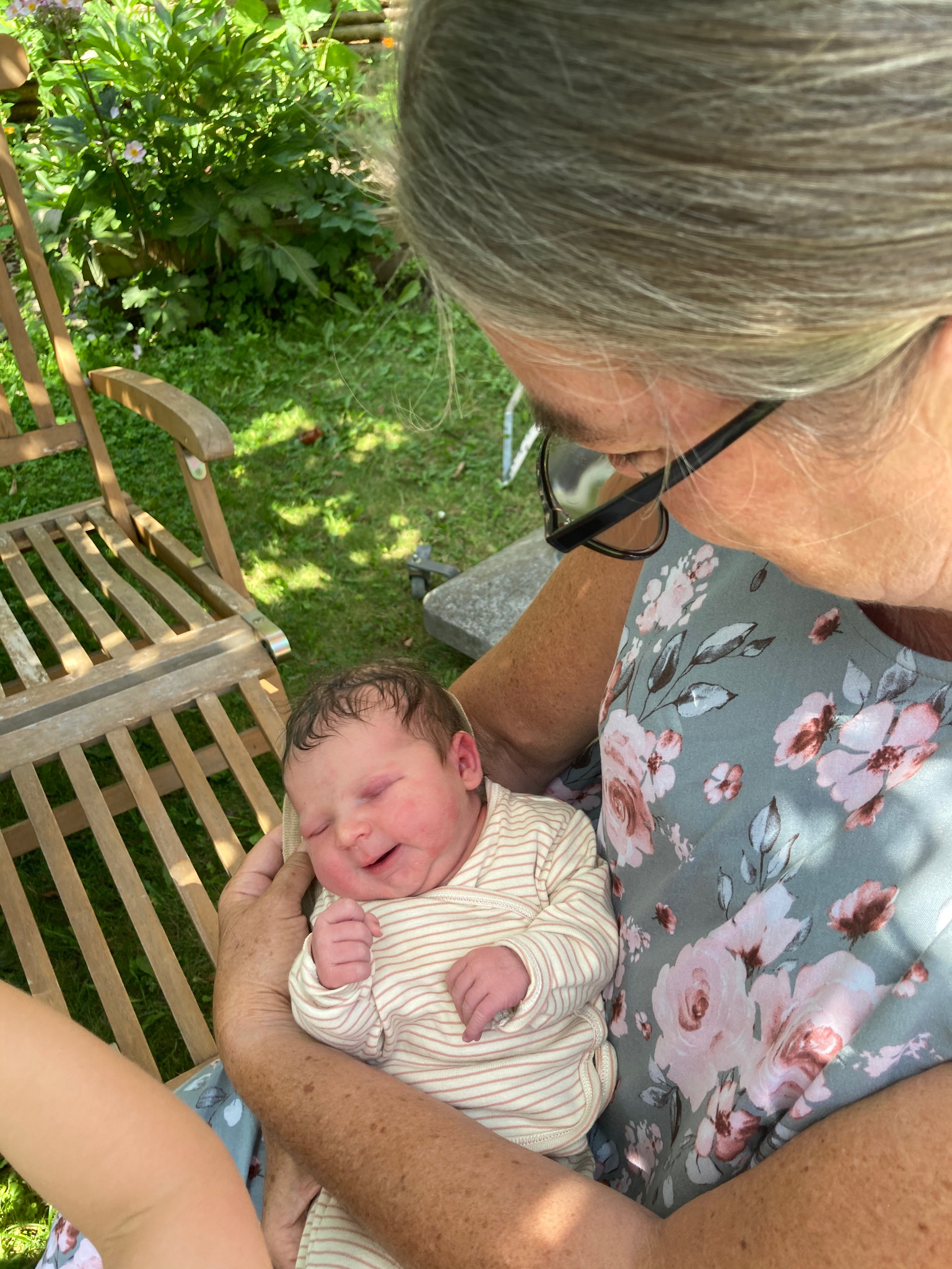 Mormor og lille Elin