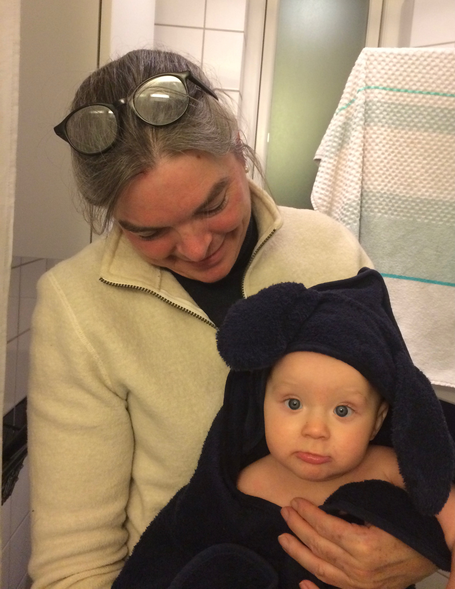 Mormor med Bobbe